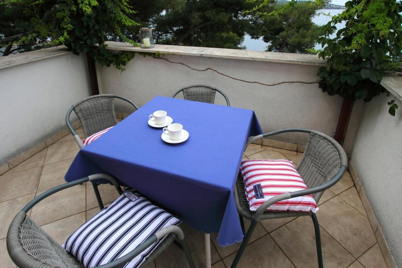 Apartments By The Sea Trogir - 11895 Buitenkant foto